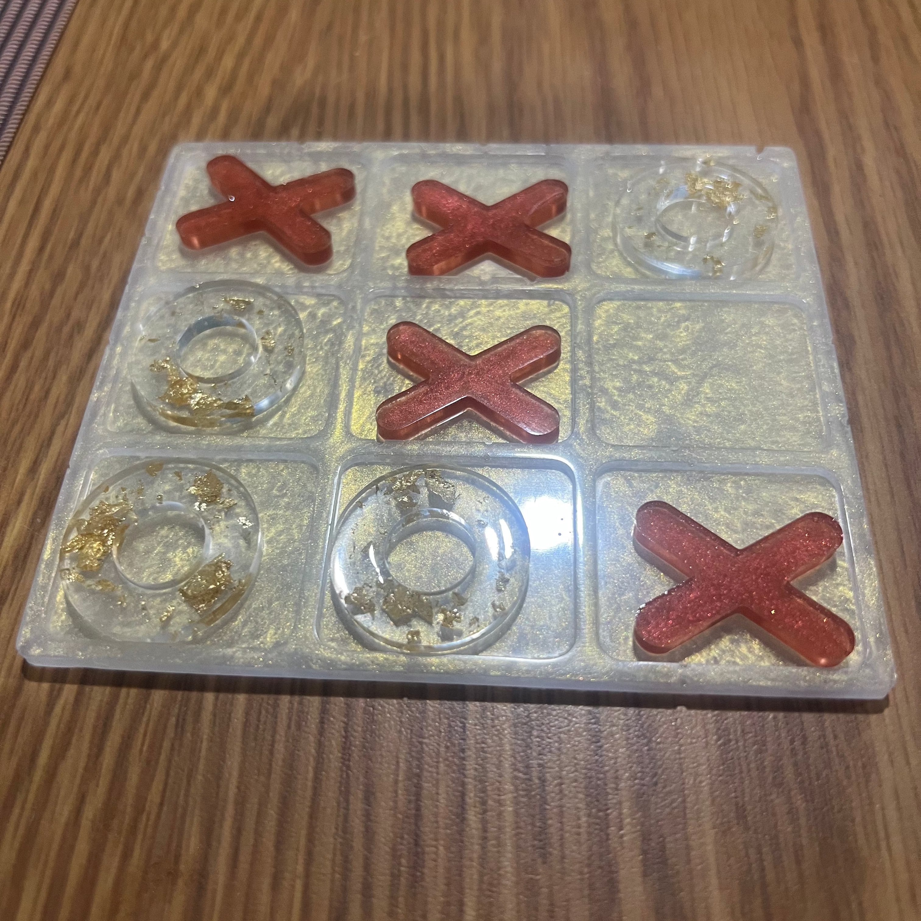 4” x 4” Resin Tic-Tac-Toe Game – 9 Pieces